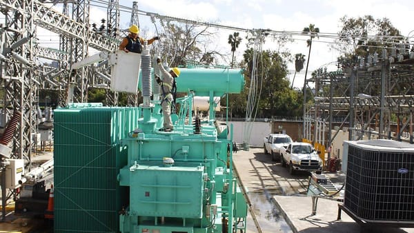 Semarnat evalúa impacto ambiental de nueva planta fotovoltaica en Mexicali; Coparmex resalta urgencia energética