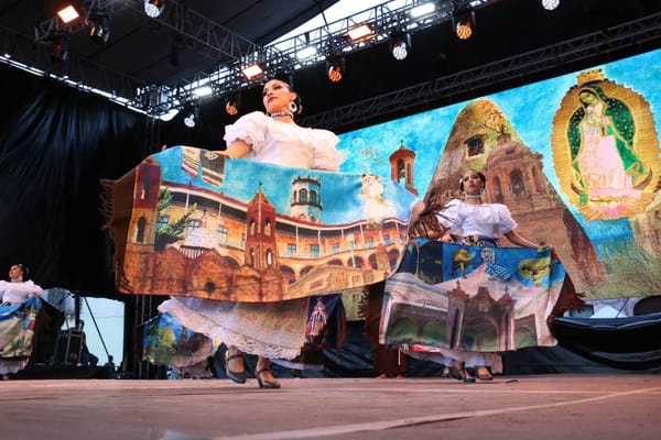 Chile y Polonia llenan de tradición y color la quinta jornada del Festival Zacatecas del Folclor Internacional
